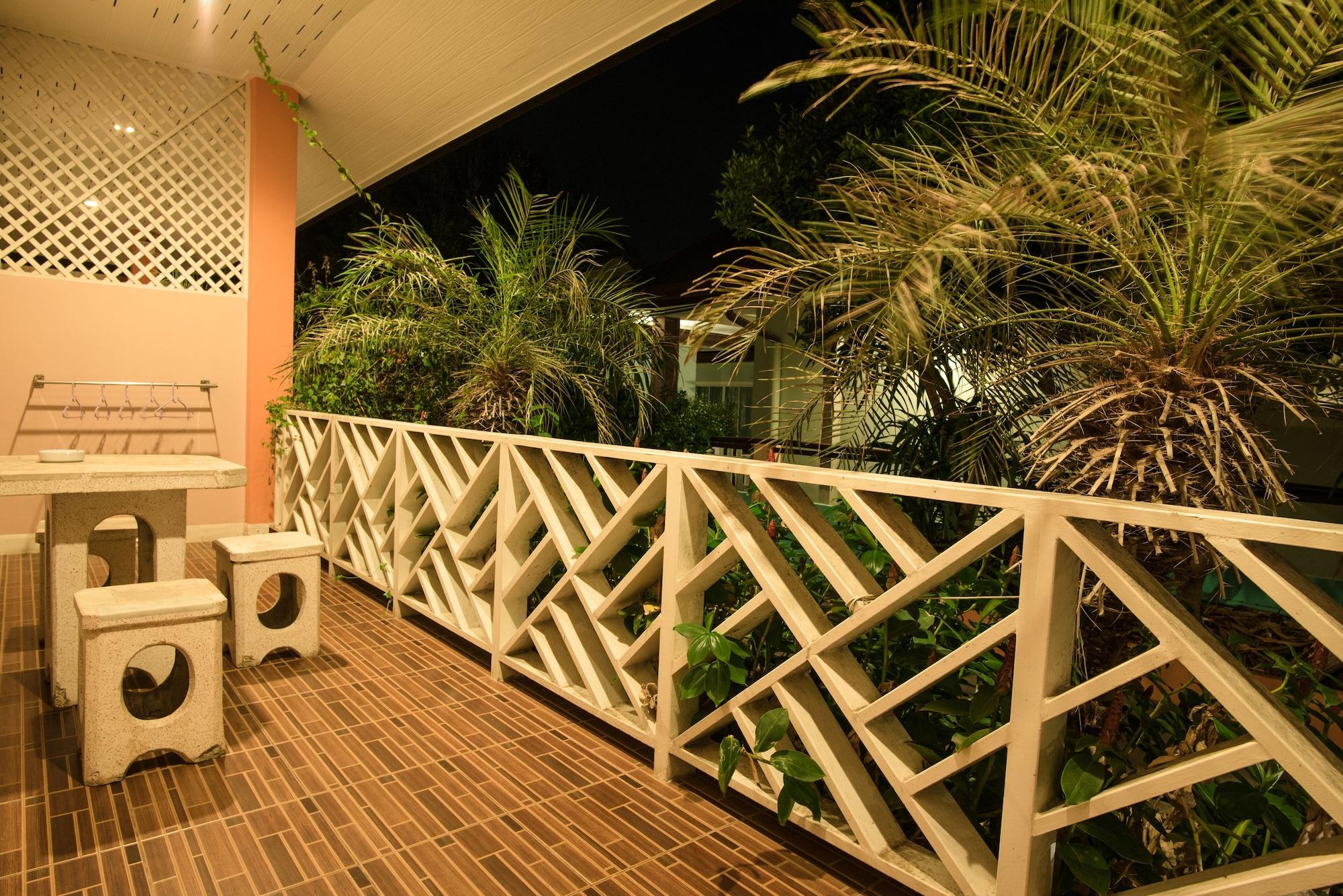 Lareena Resort Koh Larn Pattaya Bagian luar foto