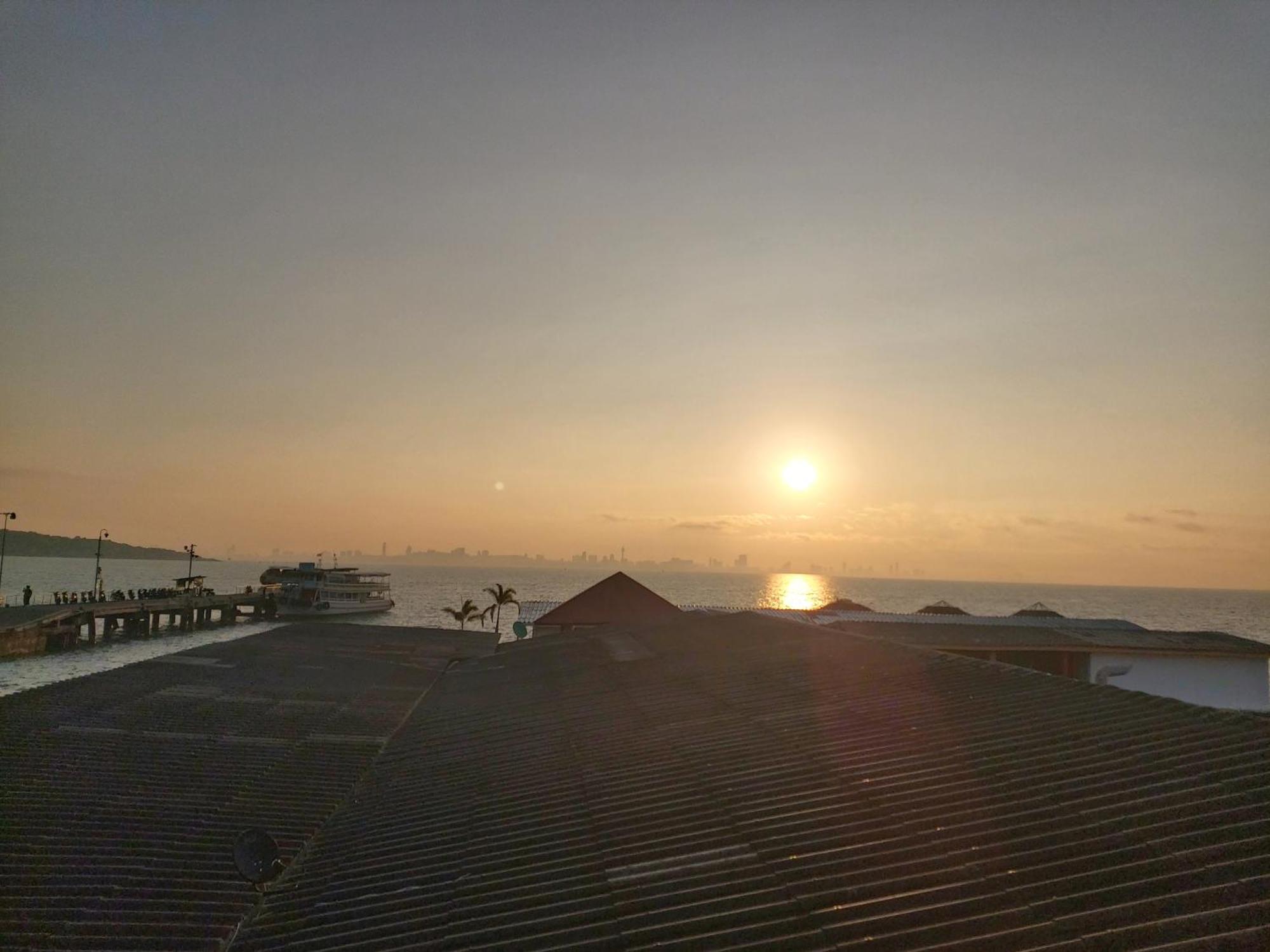 Lareena Resort Koh Larn Pattaya Bagian luar foto